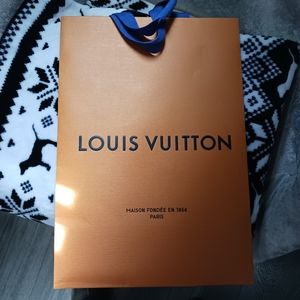 Low Start ✨️ LV bag dust bag and bag